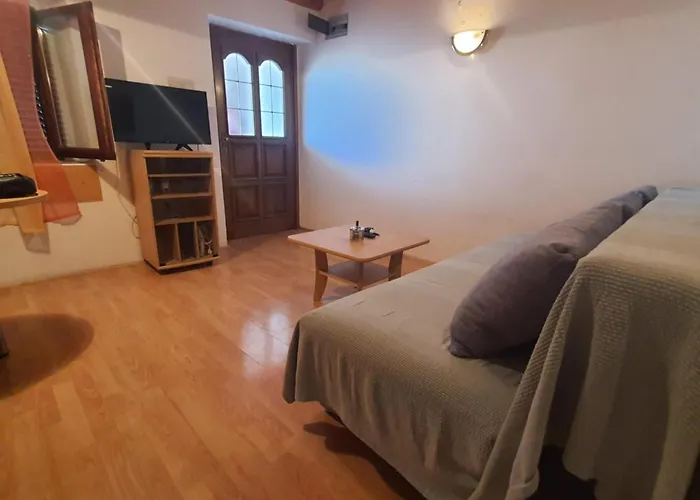 Διαμέρισμα Charming One-bedroom In The Heart Of Town Centre Μούρτερ