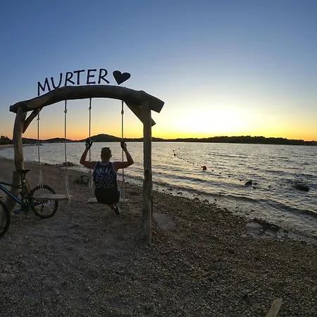 Charming One-bedroom In The Heart Of Town Centre Lejlighed Murter